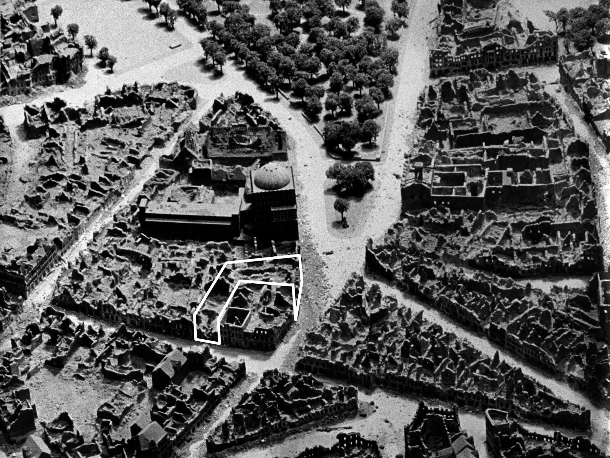 Luftaufnahme von Hannover nach den Luftangriffen des Zweiten Weltkriegs